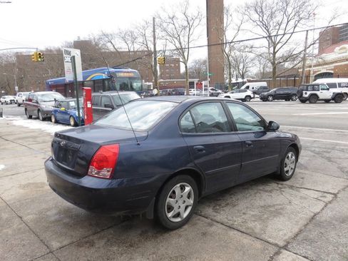 Used 2005 Hyundai Elantra GLS image 3