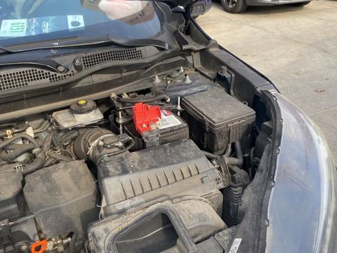 Used 2018 Honda CR-V LX image 33