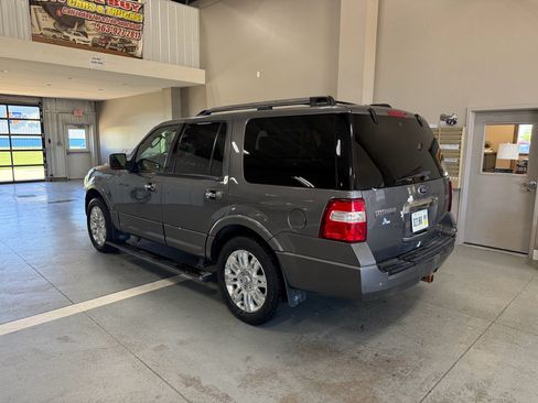 Used 2014 Ford Expedition Limited w/ Equipment Group 301A AWD/4WD image 5