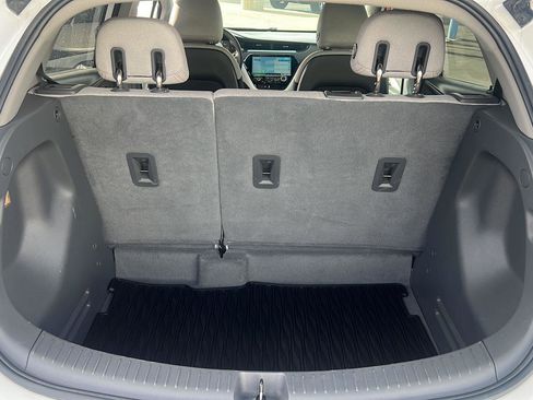 Used 2020 Chevrolet Bolt LT image 24