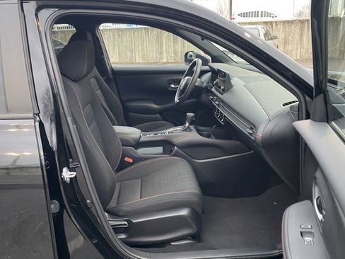 Certified 2024 Honda HR-V Sport image 32