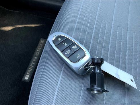 Certified 2022 Hyundai Santa Cruz SEL Premium image 15