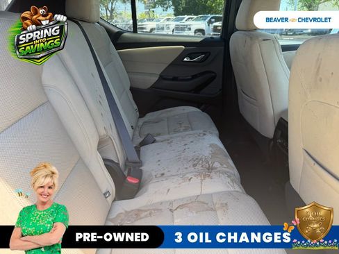 Used 2023 Chevrolet Traverse LS image 10