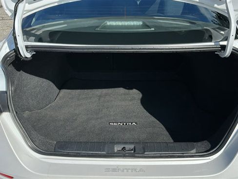 Certified 2024 Nissan Sentra SR image 6