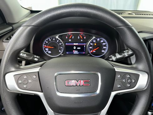 Certified 2022 GMC Terrain SLE w/ Driver Convenience Package image 10