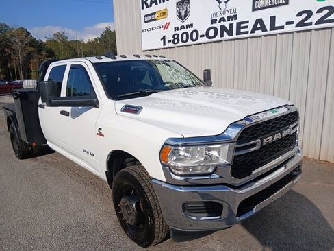 Used 2020 RAM 3500 Tradesman image 1