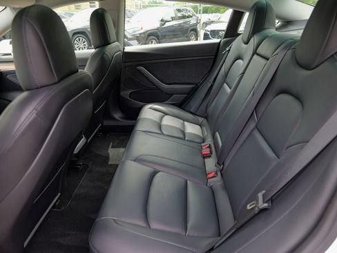 Used 2022 Tesla Model 3 Performance AWD/4WD image 27