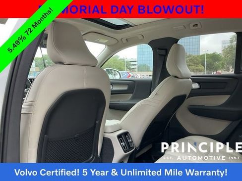 Used 2023 Volvo XC40 B5 Plus w/ Driver Assist Package AWD/4WD image 33
