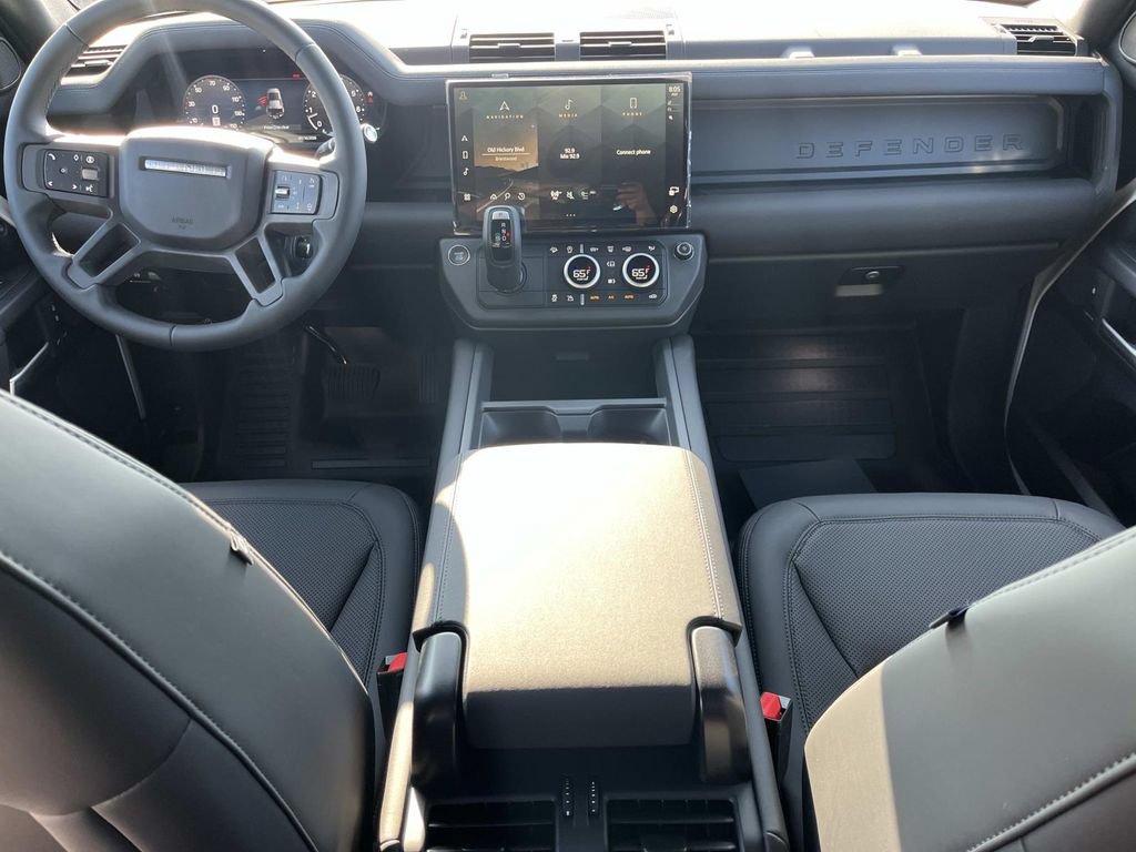 New 2026 Land Rover Defender 110 S AWD/4WD image 9