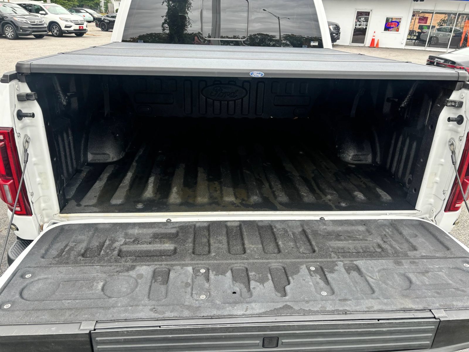 Used 2018 Ford F150 Raptor w/ Equipment Group 802A Luxury AWD/4WD image 5