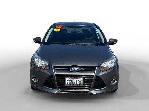 Used 2014 Ford Focus Titanium FWD image 8