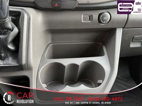Used 2022 Ford Transit 350 XLT image 32