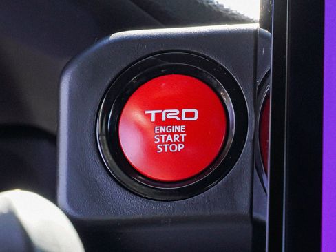 Certified 2024 Toyota Tacoma TRD Sport w/ TRD Sport Upgrade Package AWD/4WD image 35