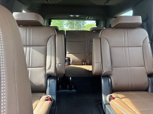New 2026 Chevrolet Tahoe High Country w/ Sun And Tow Package AWD/4WD image 15