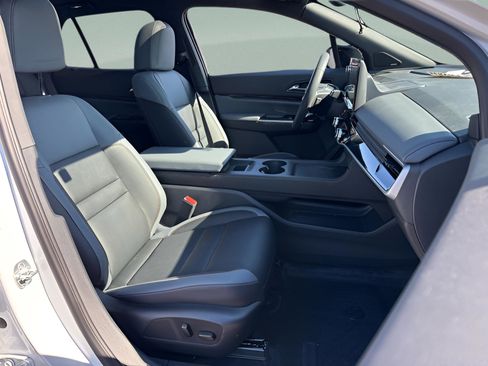 Certified 2024 Honda Prologue Touring image 16