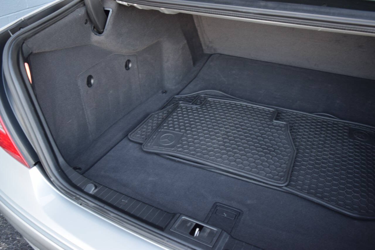 Used 2004 Mercedes-Benz E 500 Sedan image 61