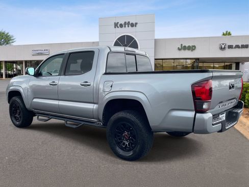 Used 2019 Toyota Tacoma SR w/ SR Convenience Package RWD image 4