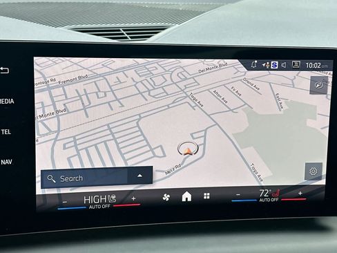 Used 2026 BMW 228i w/ Technology Package image 21