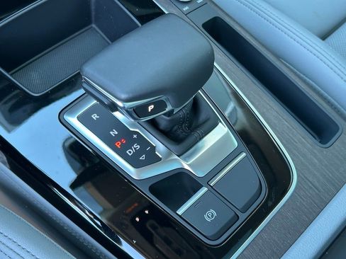 Used 2025 Audi Q5 Prestige image 38