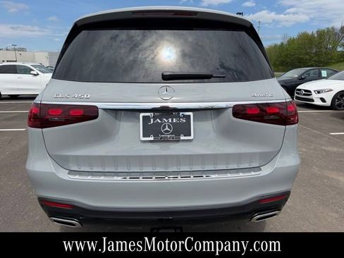 New 2026 Mercedes-Benz GLS 450 4MATIC image 8