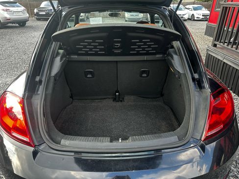 Used 2017 Volkswagen Beetle 1.8T Classic image 6