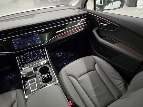 Used 2025 Audi Q7 3.0T Premium Plus image 38