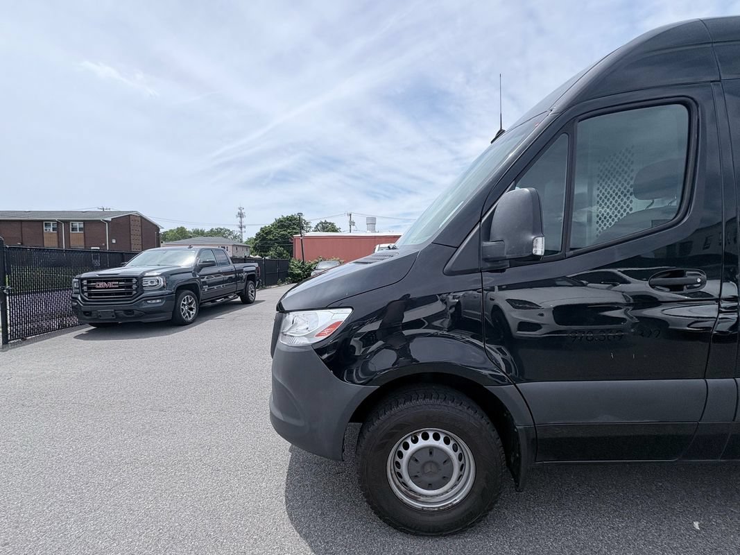 Used 2019 Mercedes-Benz Sprinter 1500 image 6