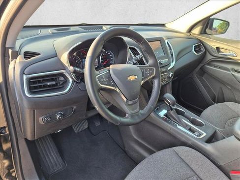 Used 2024 Chevrolet Equinox LT FWD image 9