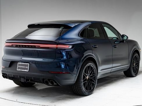 New 2026 Porsche Cayenne Coupe AWD/4WD image 31