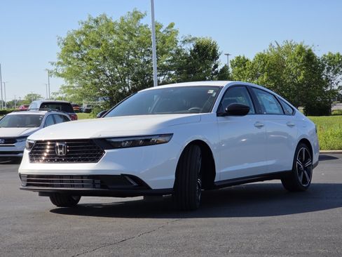 New 2026 Honda Accord SE image 13