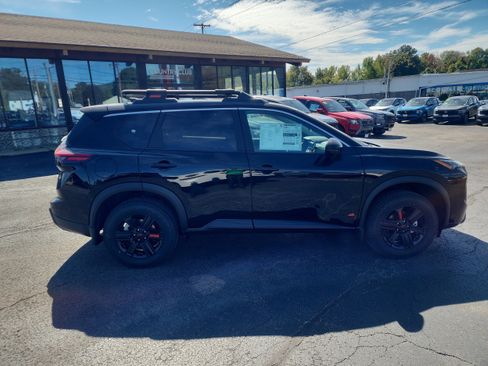 New 2026 Nissan Rogue SV w/ Rock Creek Premium Package image 9