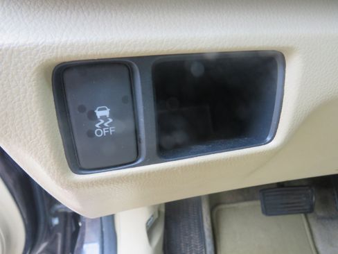 Used 2011 Honda Accord LX-P image 10