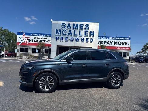Used 2023 Lincoln Nautilus AWD w/ Premium Package image 2