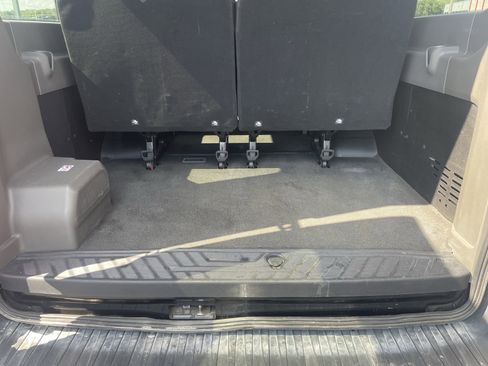 Used 2024 Ford Transit 350 XLT image 17