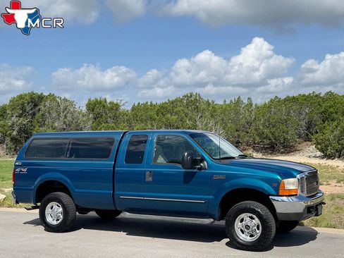 Used 2000 Ford F250 Lariat image 12