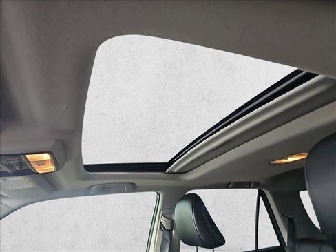 Used 2016 Toyota 4Runner Limited image 13