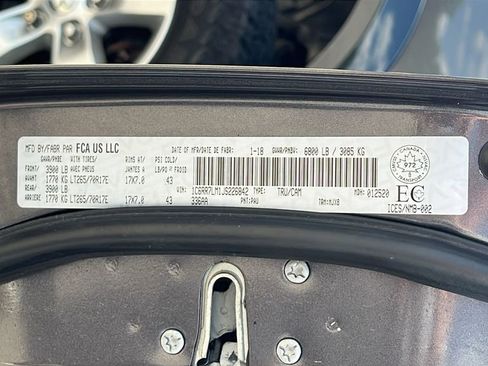 Used 2018 RAM 1500 Outdoorsman image 11