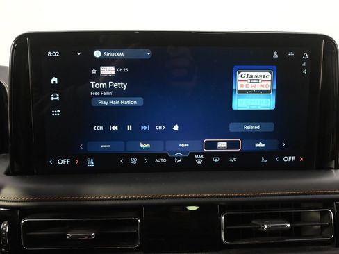 Certified 2025 Lincoln Aviator Black Label AWD/4WD image 28