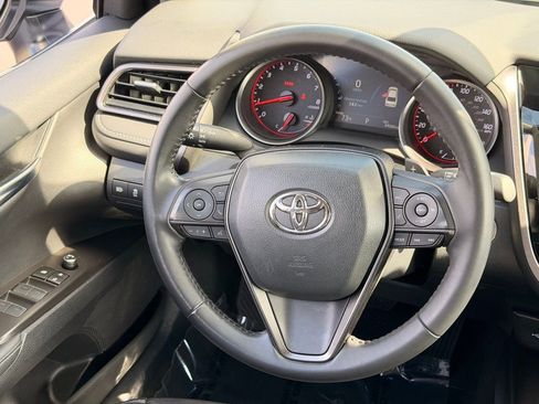 Used 2024 Toyota Camry XSE FWD image 17
