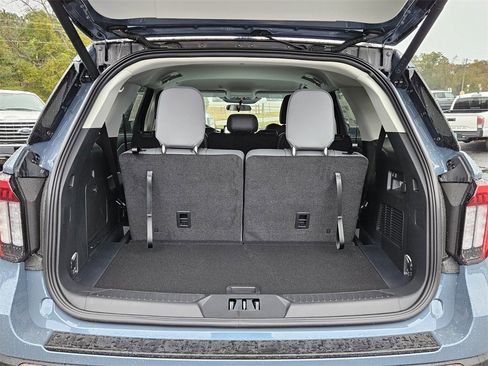 New 2026 Ford Explorer Active w/ Active Comfort Package image 11