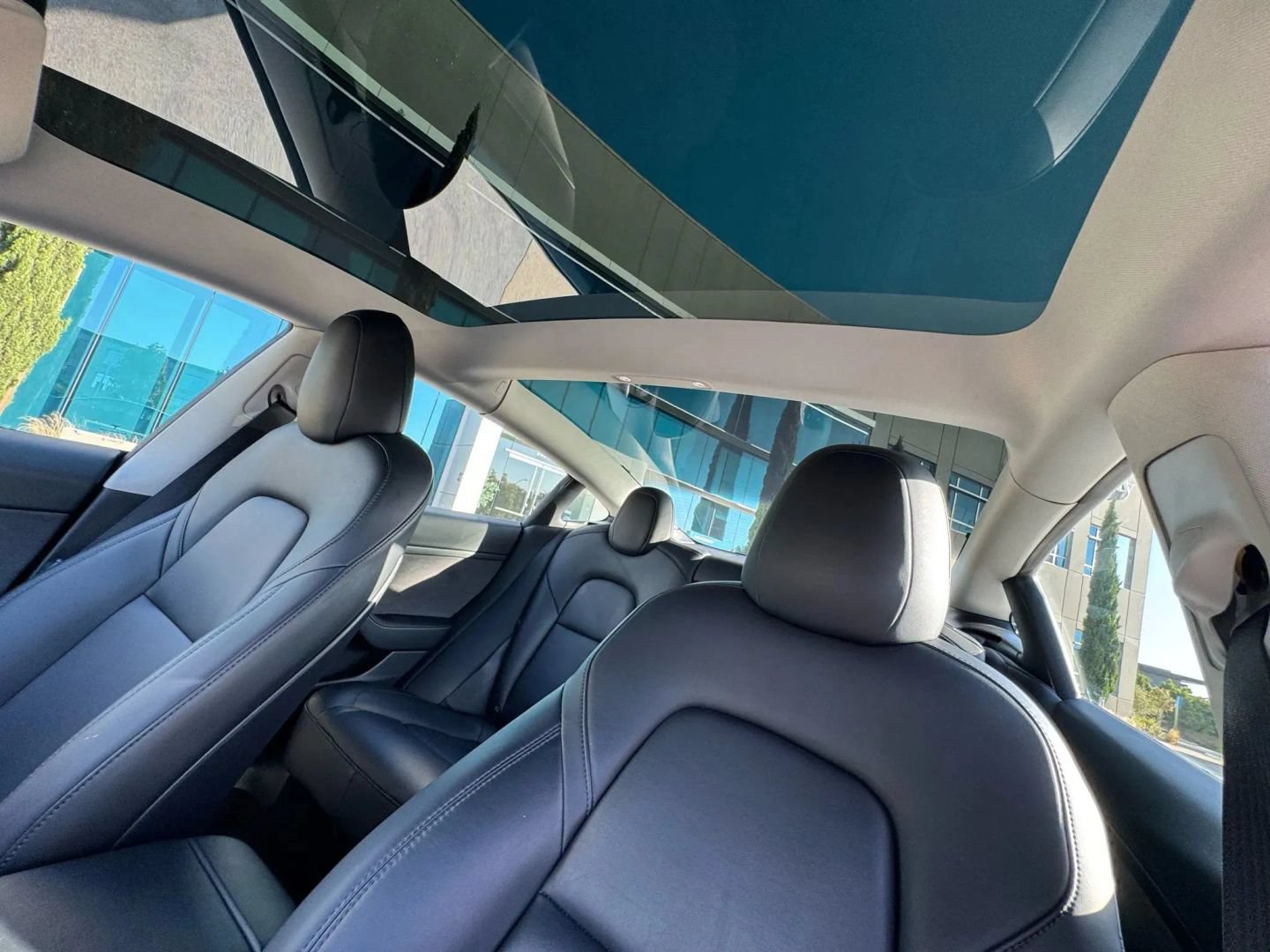Used 2023 Tesla Model 3 Standard Range RWD image 13