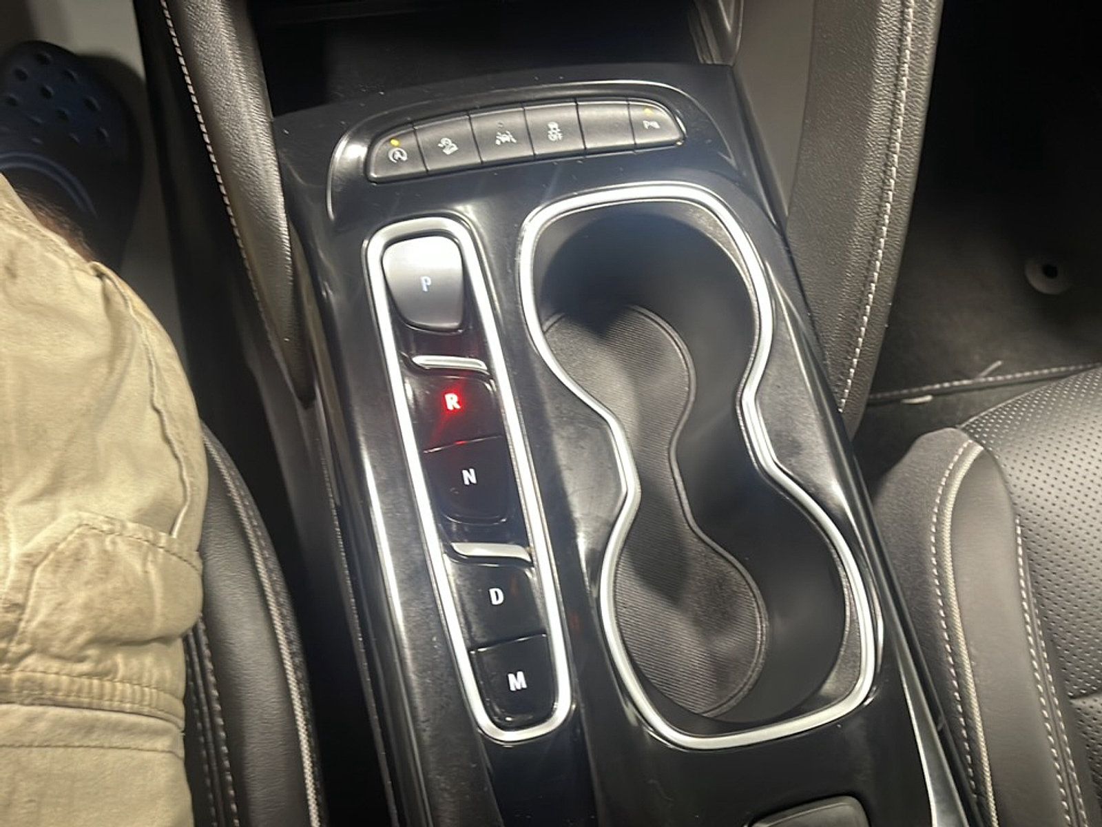 Used 2023 Buick Envision Essence AWD/4WD image 11