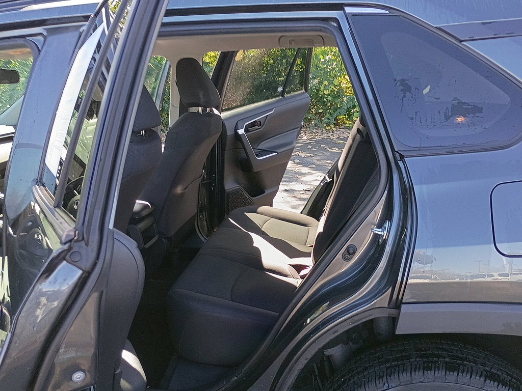 Used 2020 Toyota RAV4 LE w/ All Weather Liner Package AWD/4WD image 13