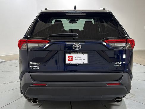 Used 2025 Toyota RAV4 XLE image 4