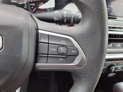 Used 2025 Jeep Compass Sport AWD/4WD image 12