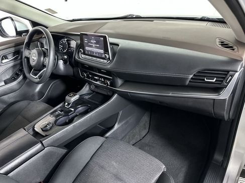 Used 2023 Nissan Rogue SV AWD/4WD image 30
