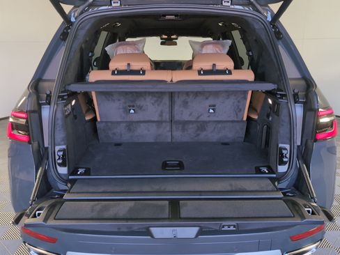 New 2026 BMW X7 xDrive40i w/ Executive Package image 31