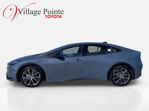 Used 2023 Toyota Prius Limited w/ Limited Premium Package image 2