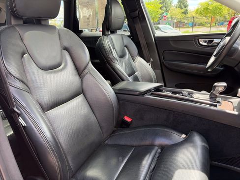 Used 2018 Volvo XC60 T6 Inscription w/ Luxury Seat Package AWD/4WD image 30