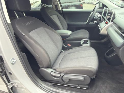 Certified 2023 Hyundai Ioniq 5 SE w/ Cargo Package image 13
